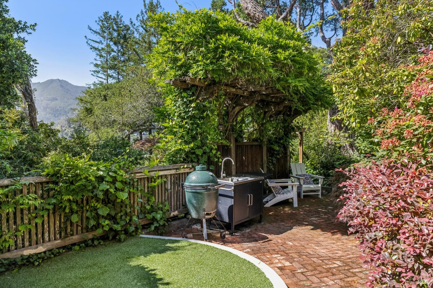 183 Molino Avenue