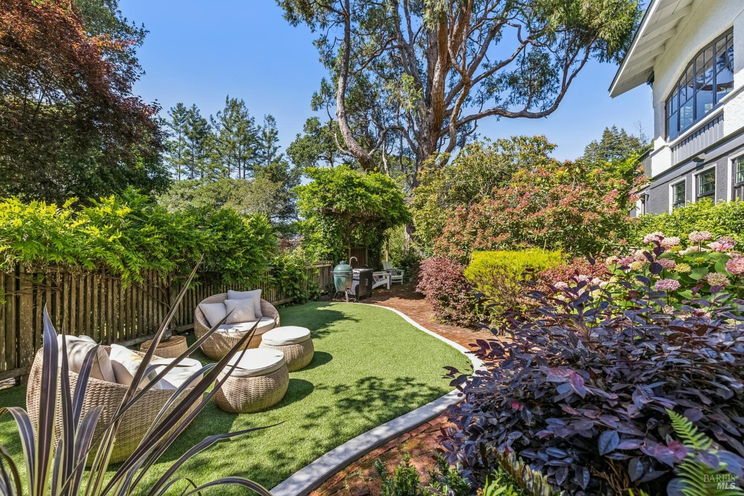 183 Molino Avenue