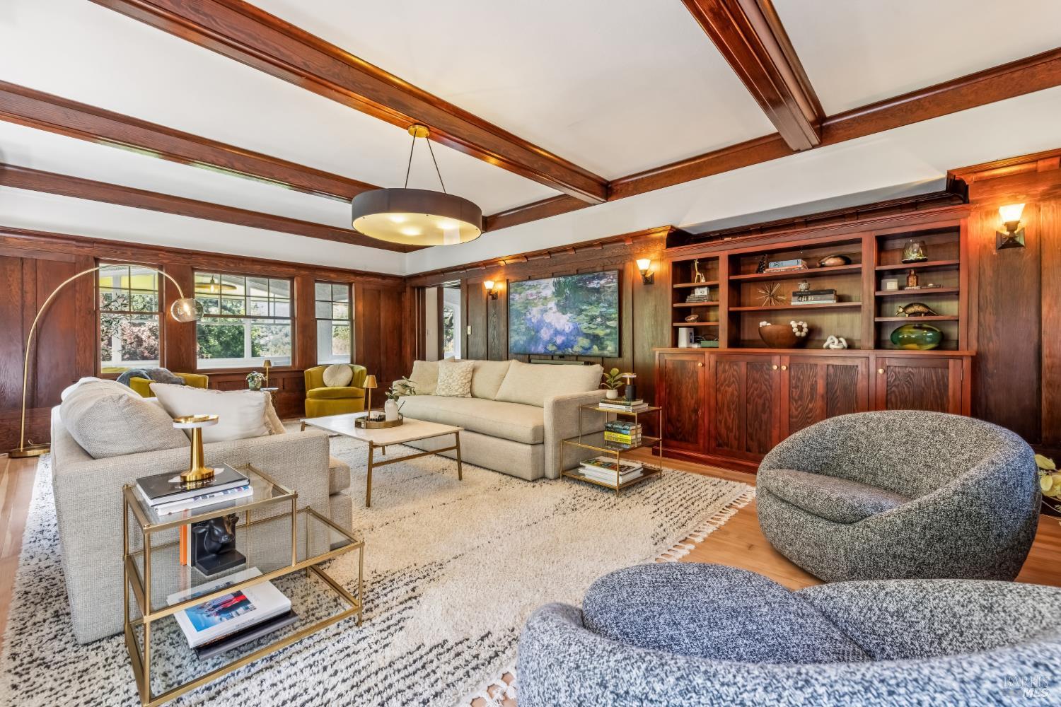 183 Molino Avenue