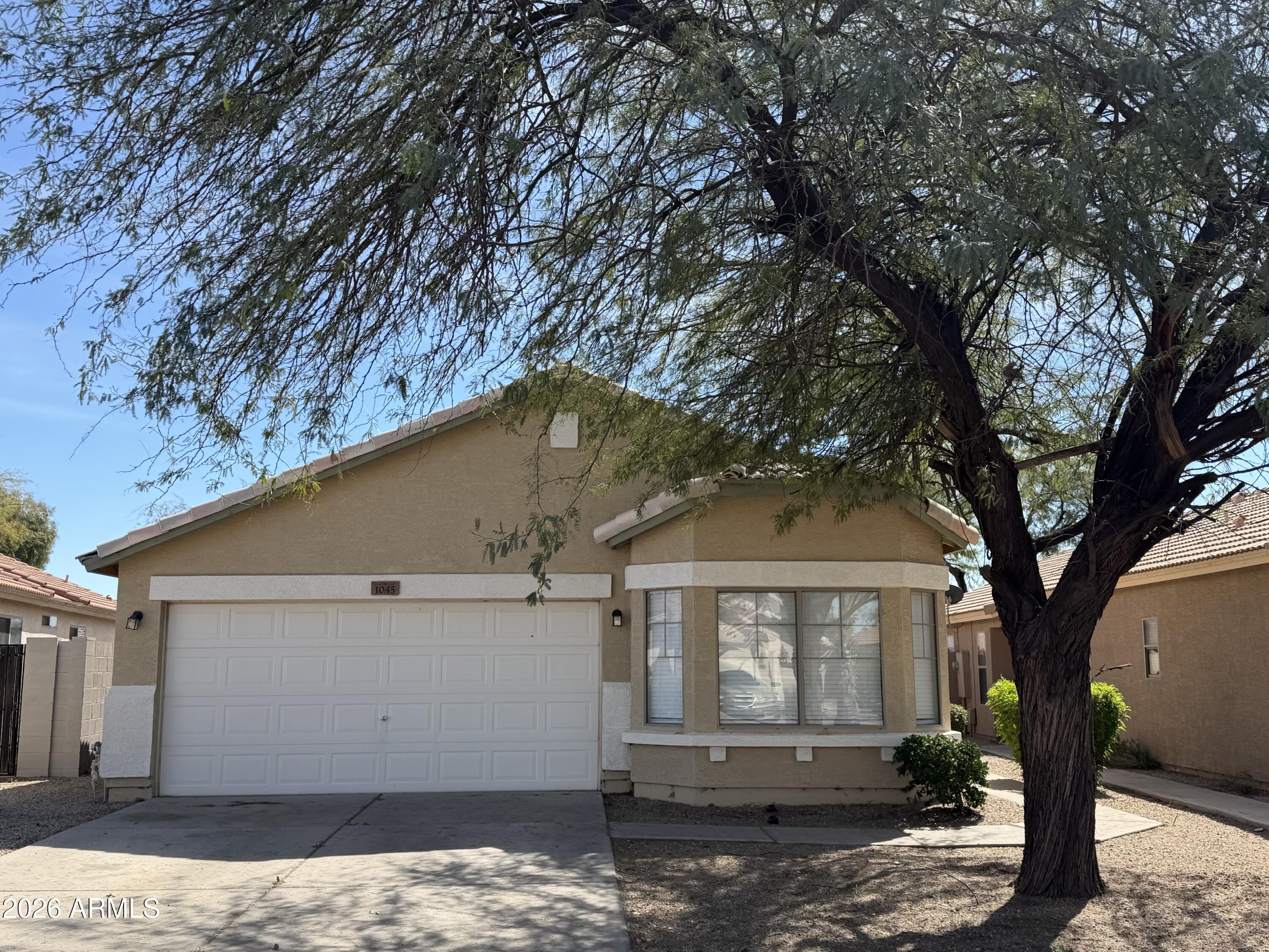 1045 E NARDINI Street