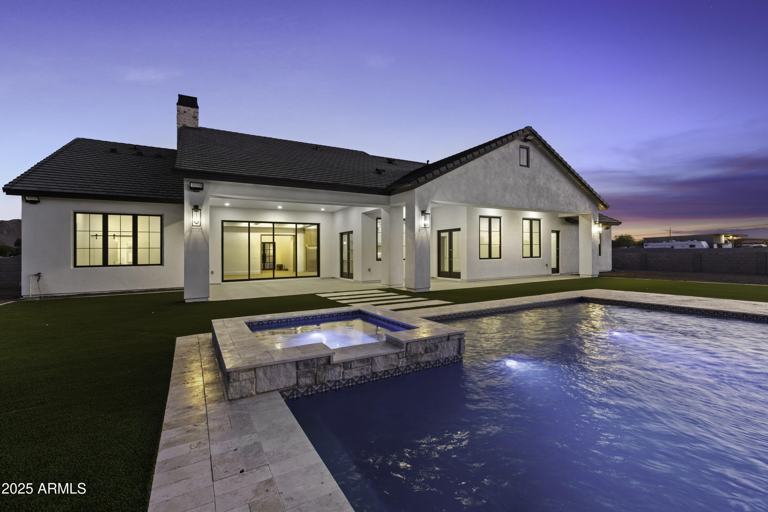 19912 E KARSTEN Drive
