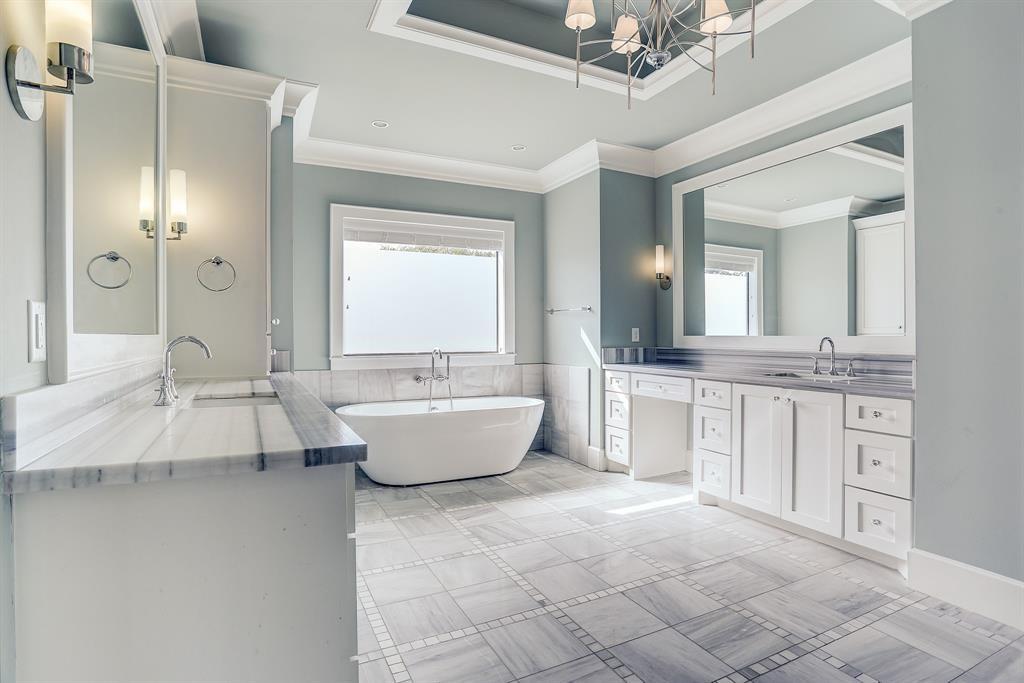 8015 Serenity Court