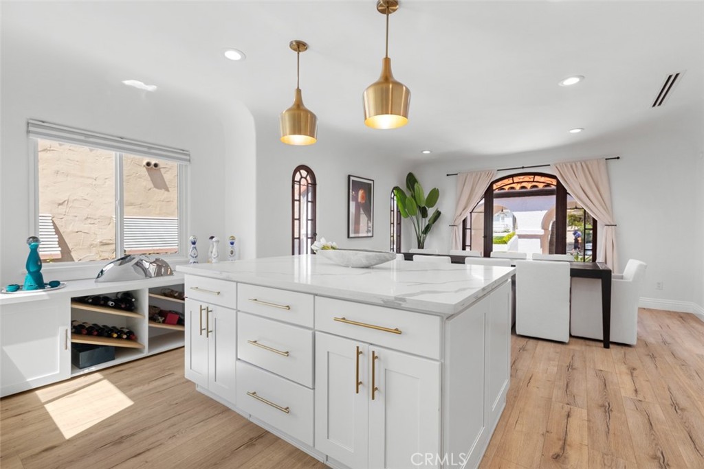 434 E Randolph Street