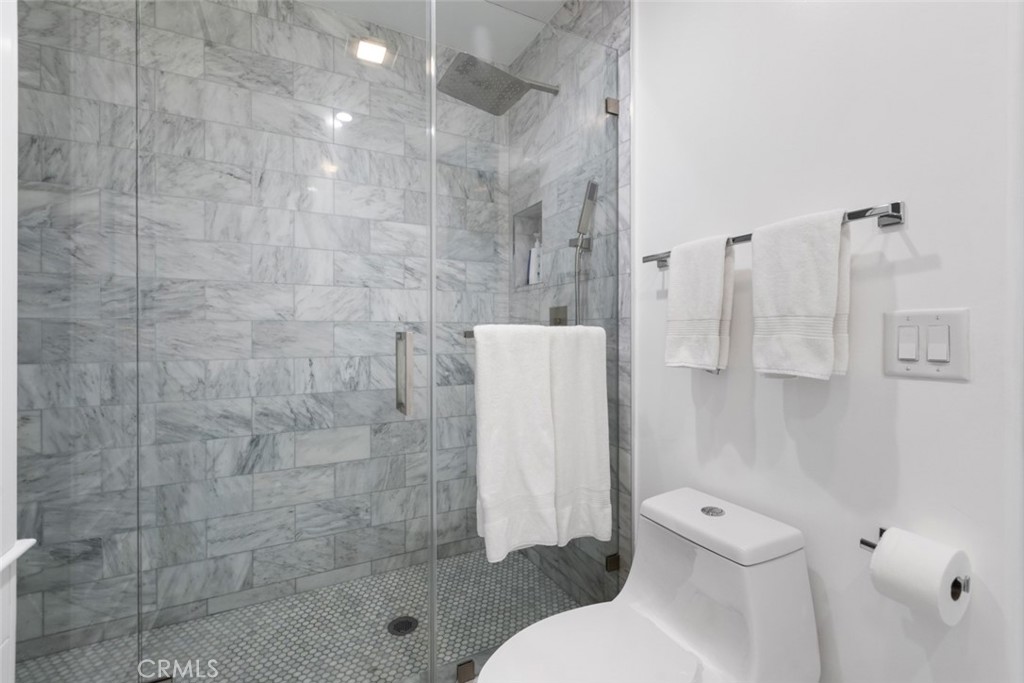 434 E Randolph Street