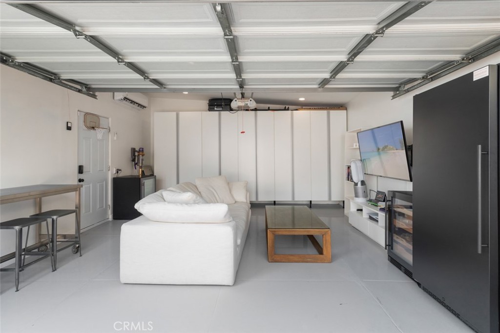 434 E Randolph Street