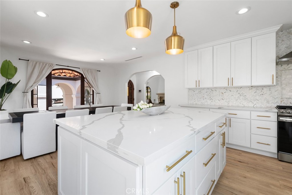 434 E Randolph Street