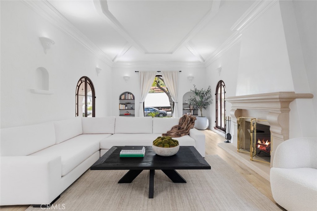 434 E Randolph Street