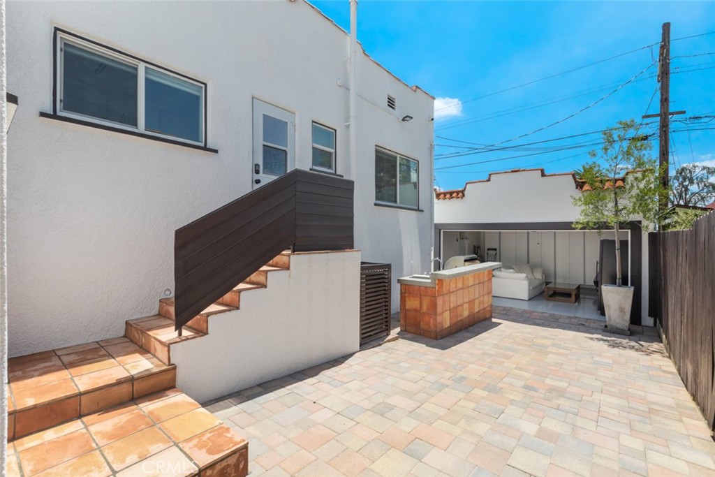 434 E Randolph Street