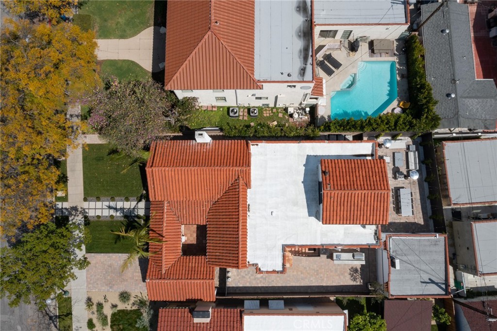 434 E Randolph Street