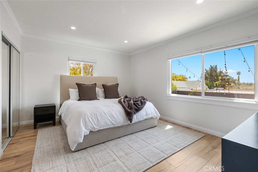 434 E Randolph Street