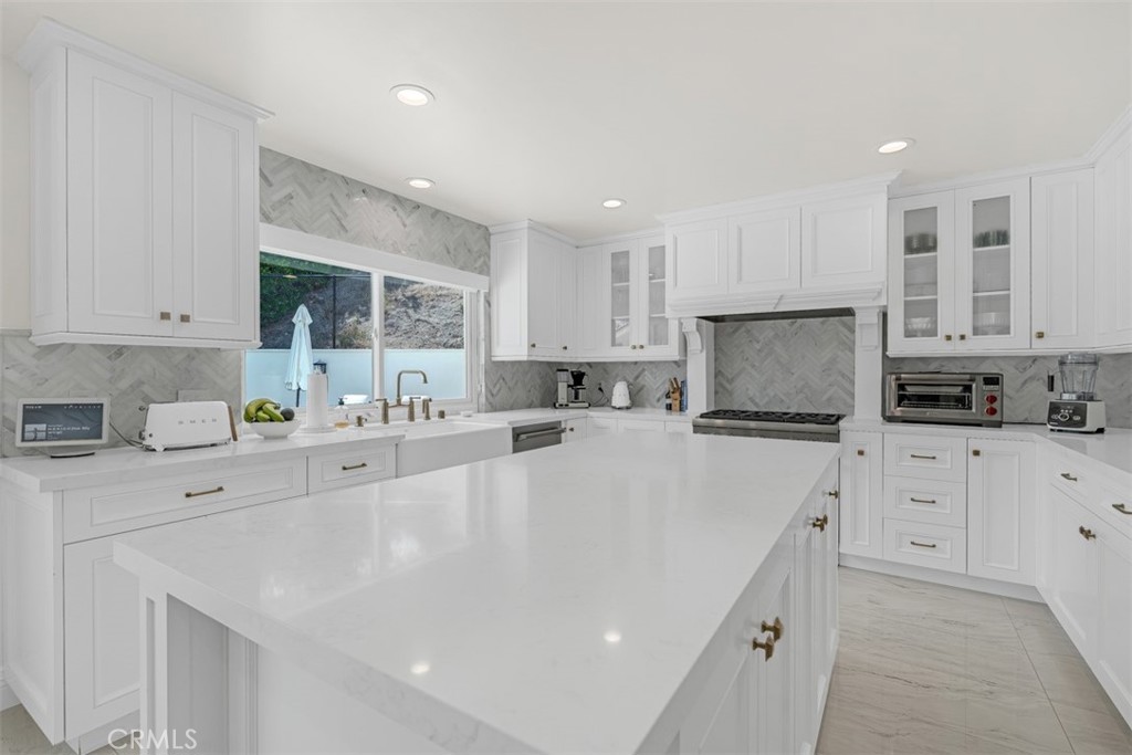 2056 Dublin Drive