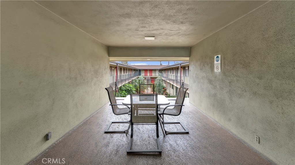 1317 N Brand