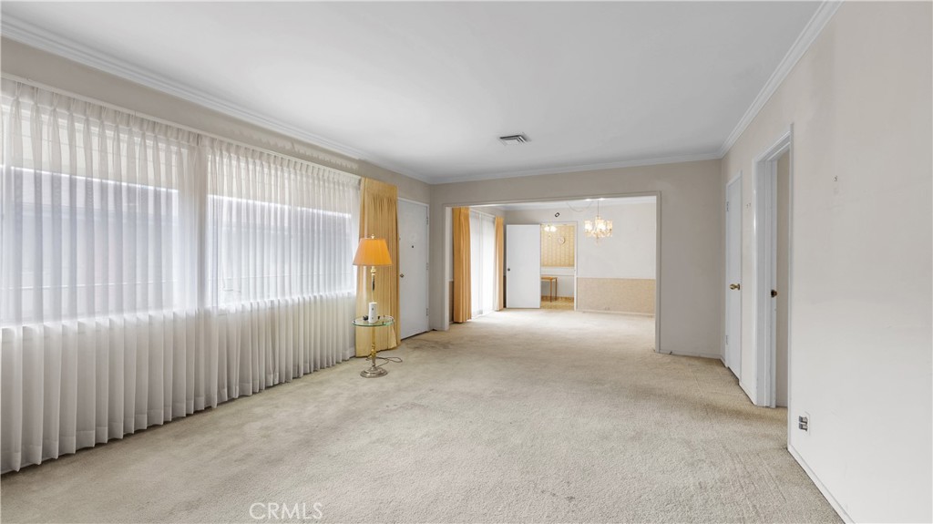 1317 N Brand