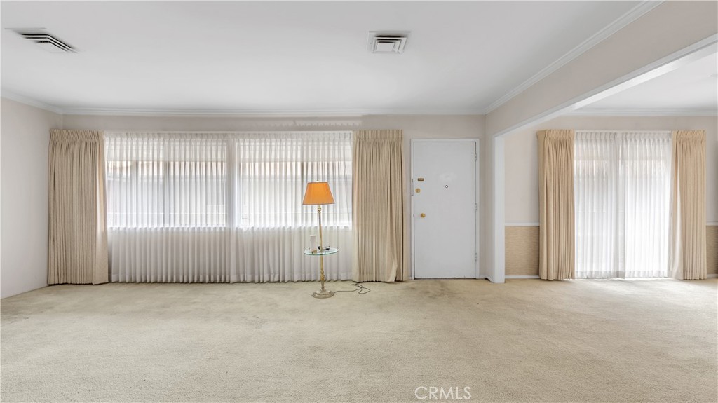1317 N Brand