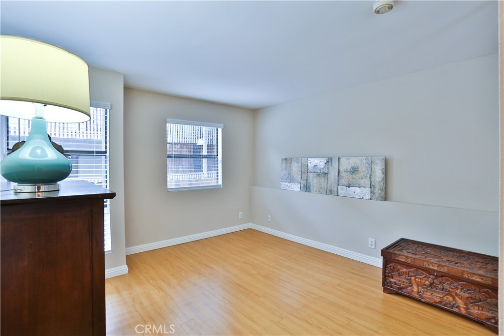 360 S Los Robles Avenue 6