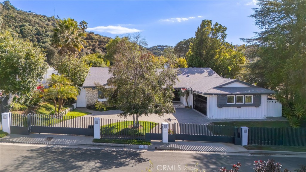 11520 Duque