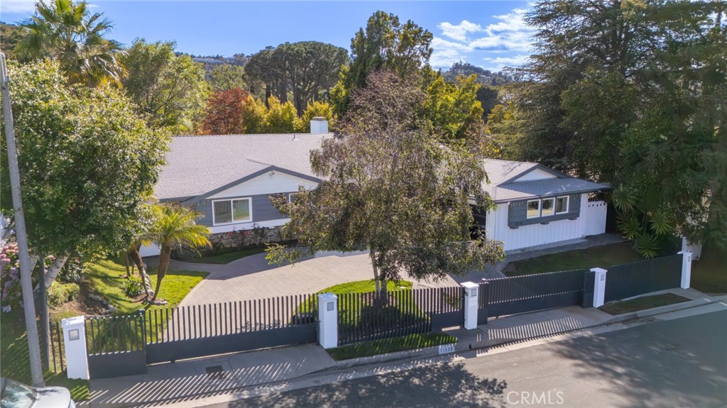 11520 Duque