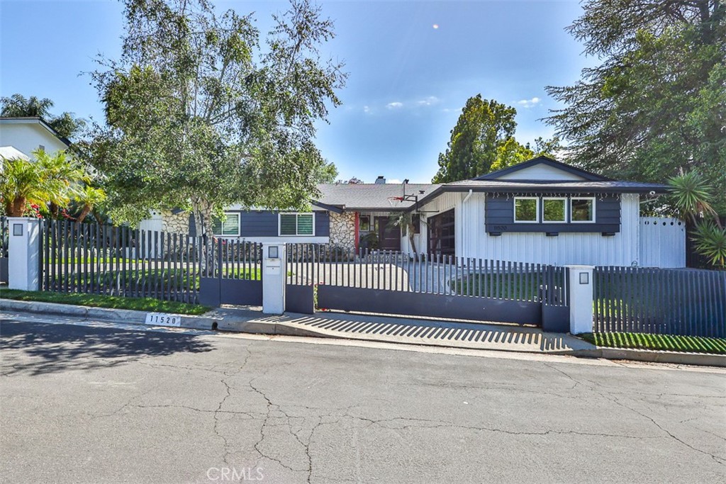 11520 Duque