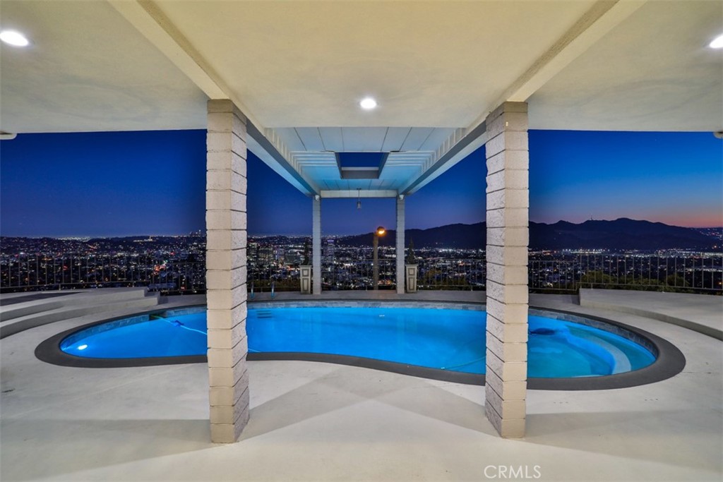 1740 Cielito Drive