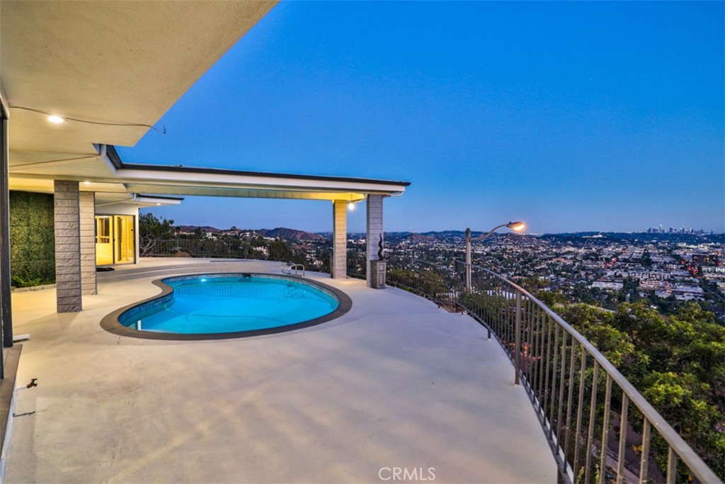 1740 Cielito Drive
