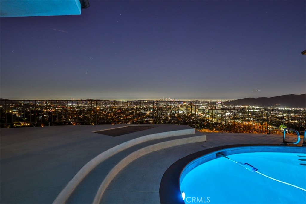 1740 Cielito Drive