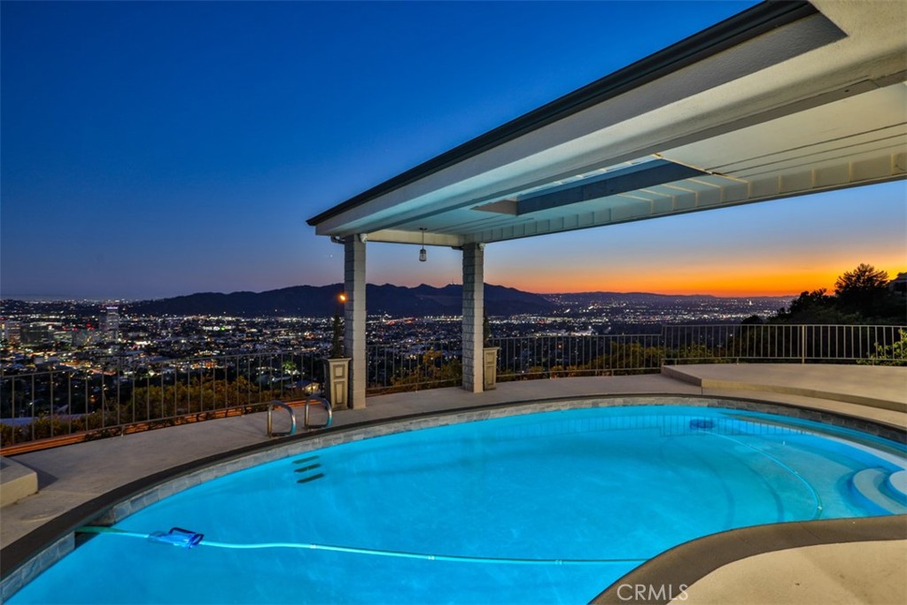 1740 Cielito Drive
