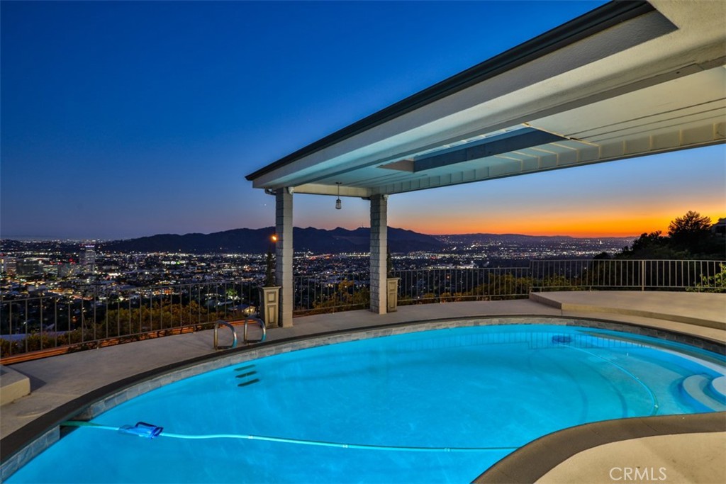 1740 Cielito Drive