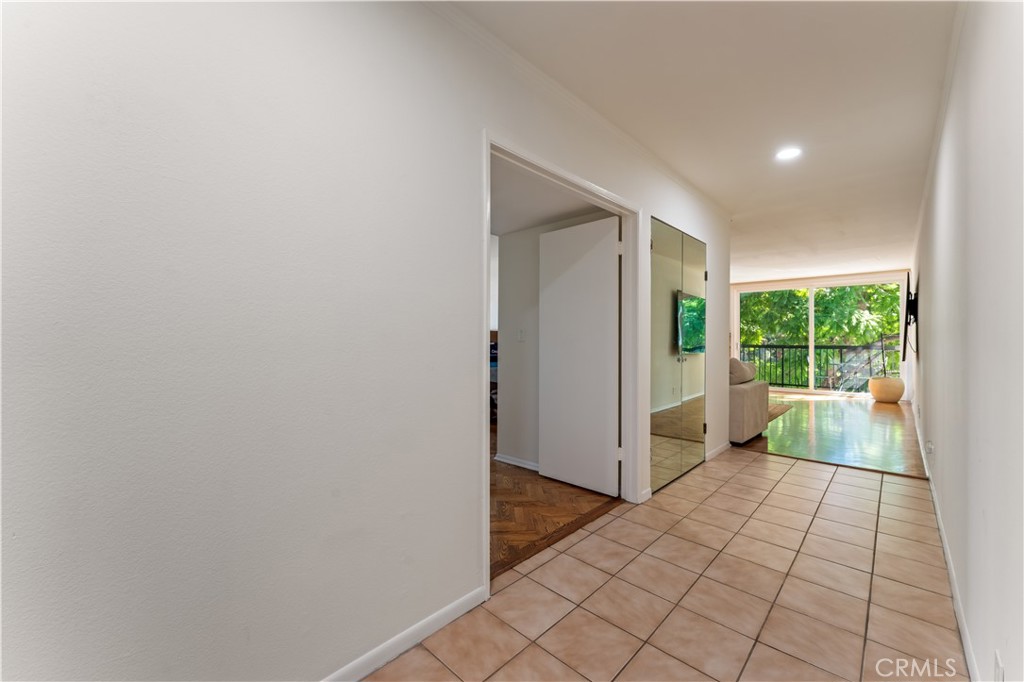 1351 N Crescent Heights 308