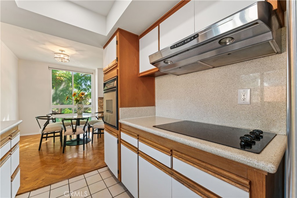 1351 N Crescent Heights 308