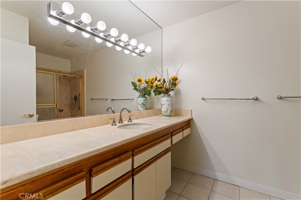 1351 N Crescent Heights 308