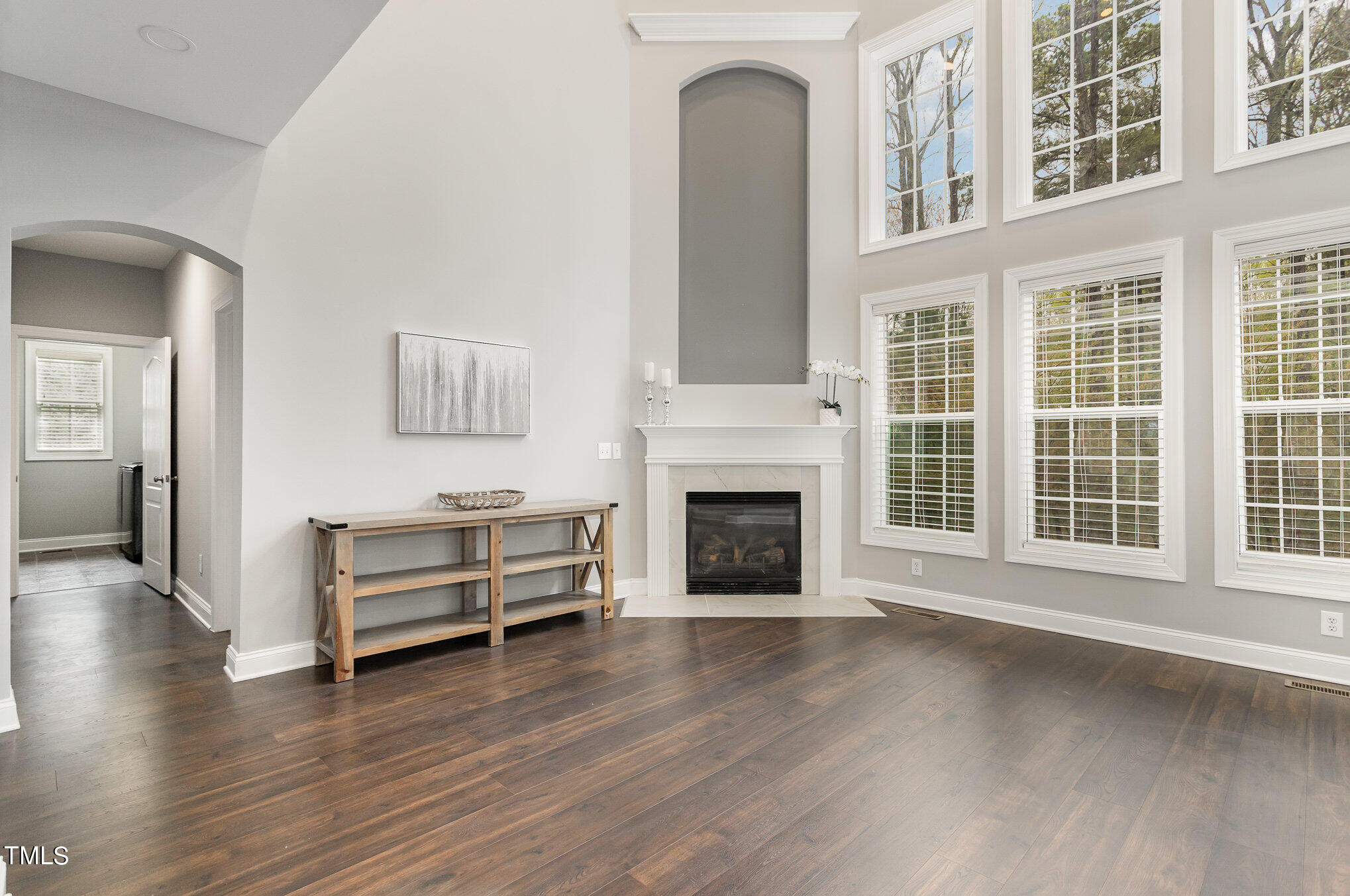 10201 Darling Street