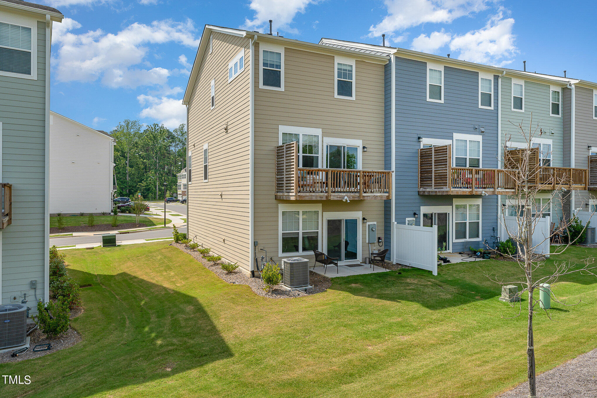 2225 Grants Pass Station Station