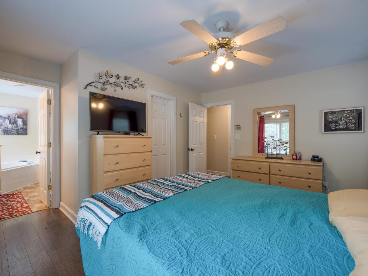 609 St Vincent Drive