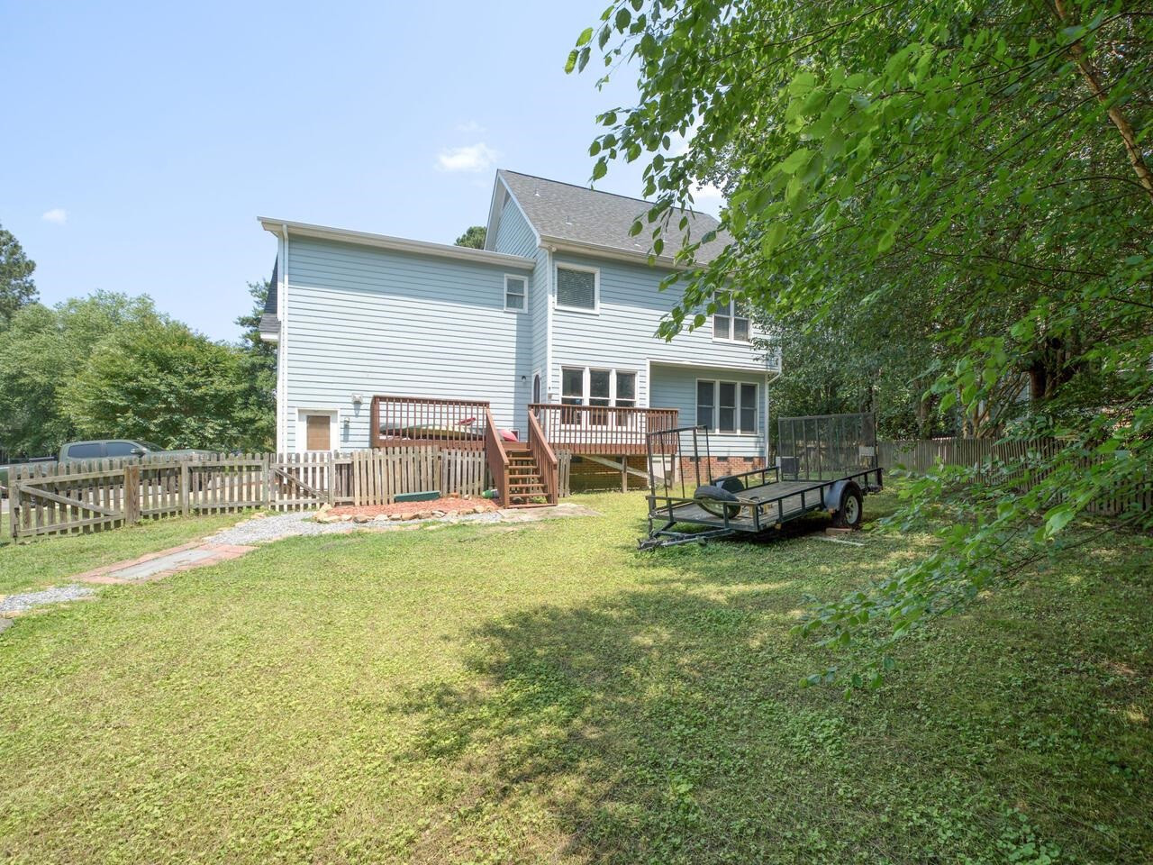 609 St Vincent Drive