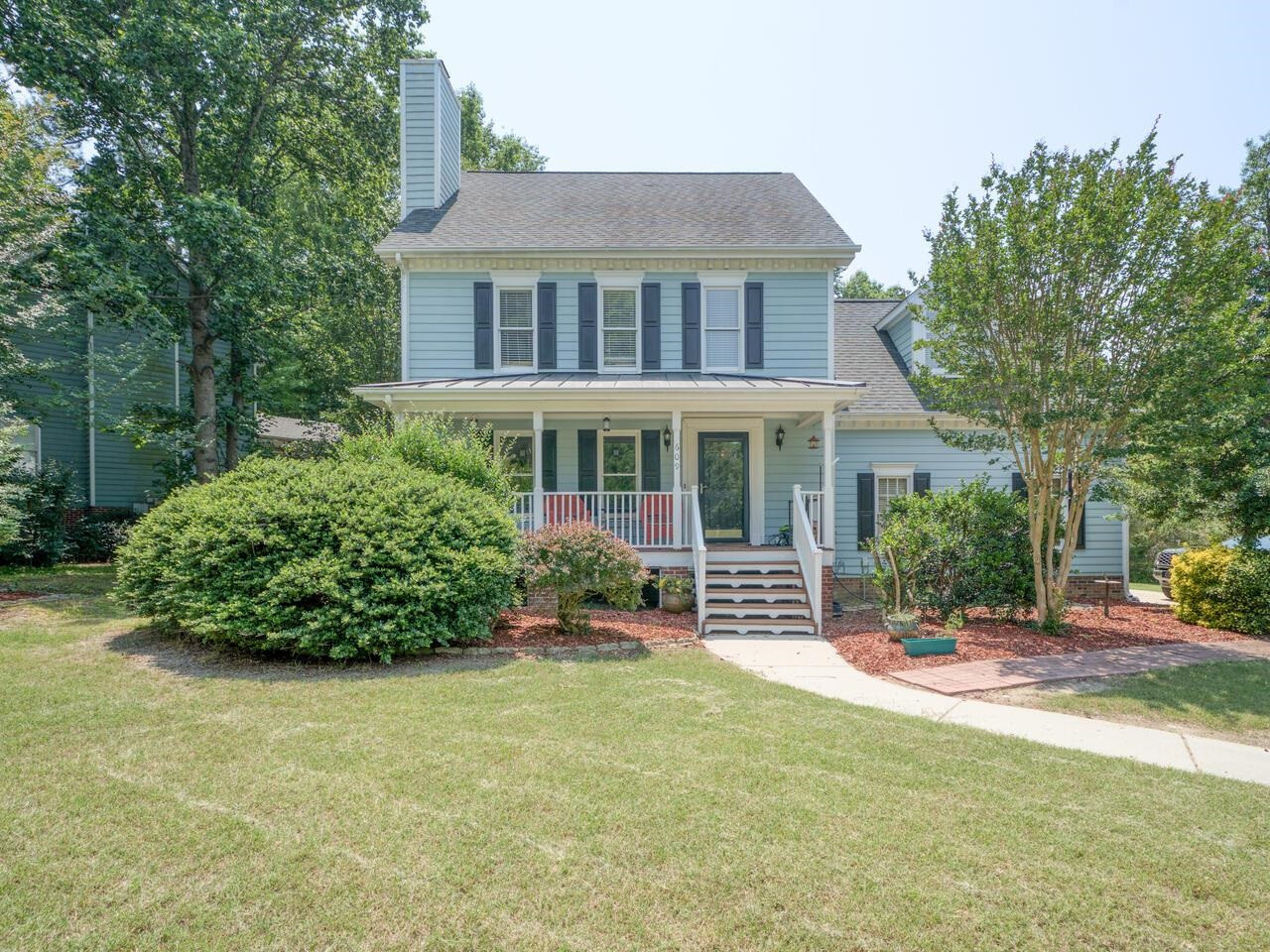 609 St Vincent Drive