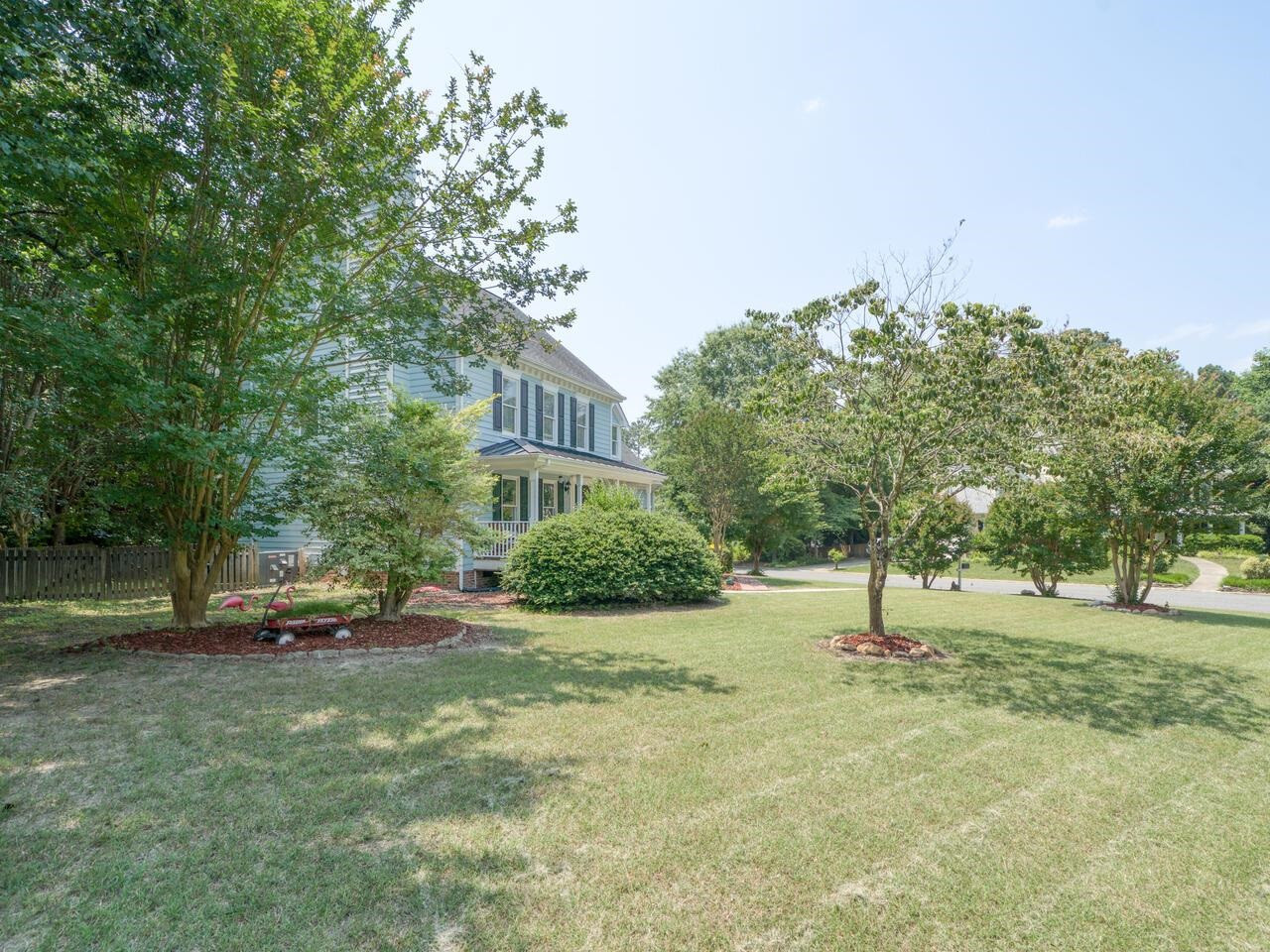 609 St Vincent Drive