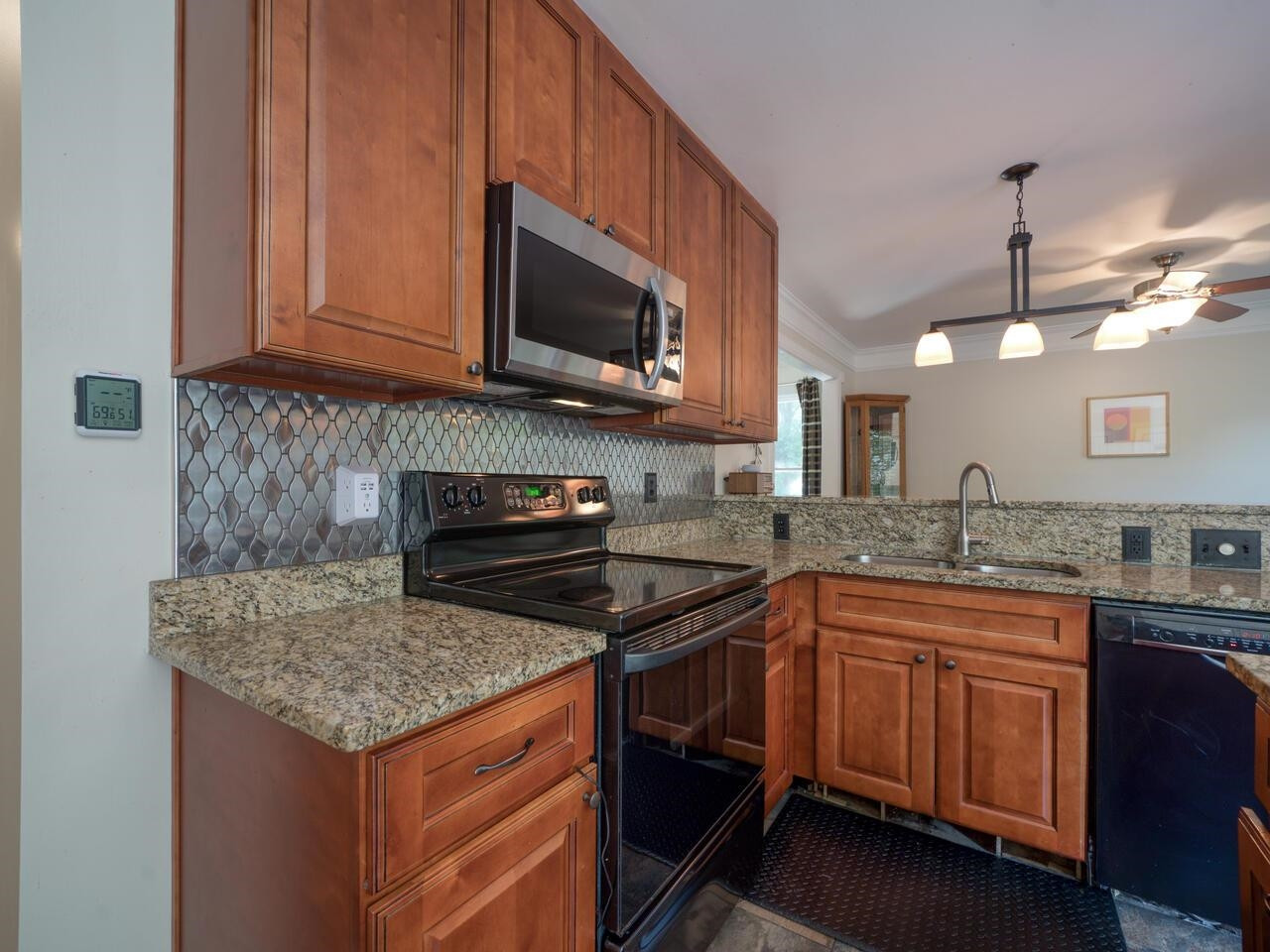 609 St Vincent Drive