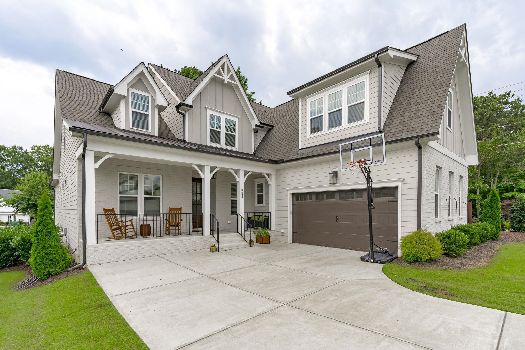 6500 Ravensby Court