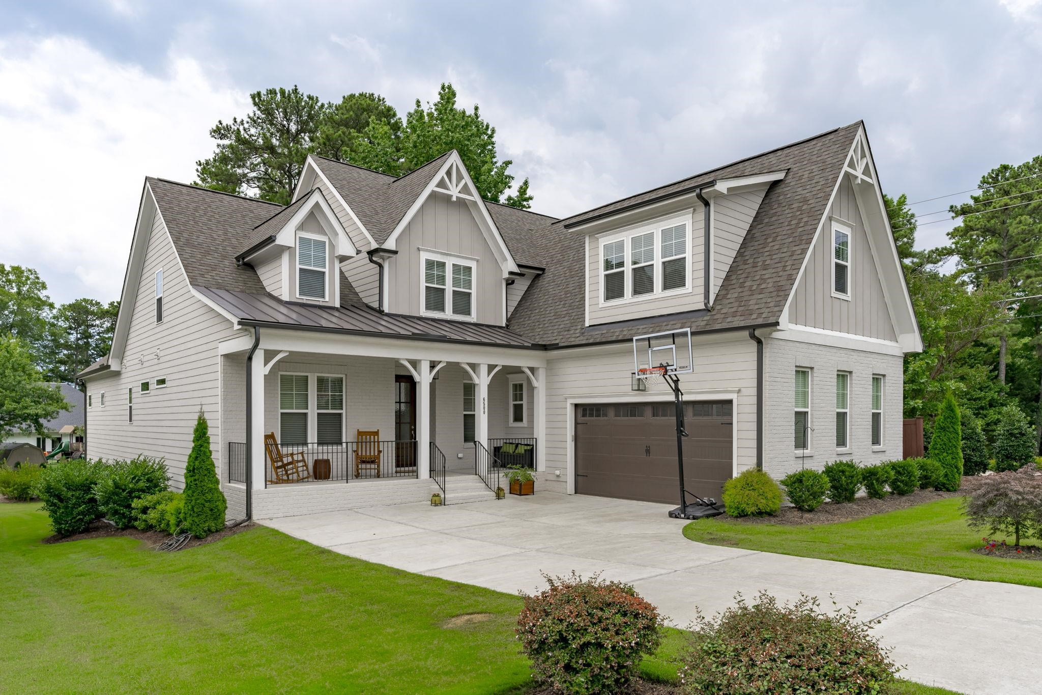 6500 Ravensby Court