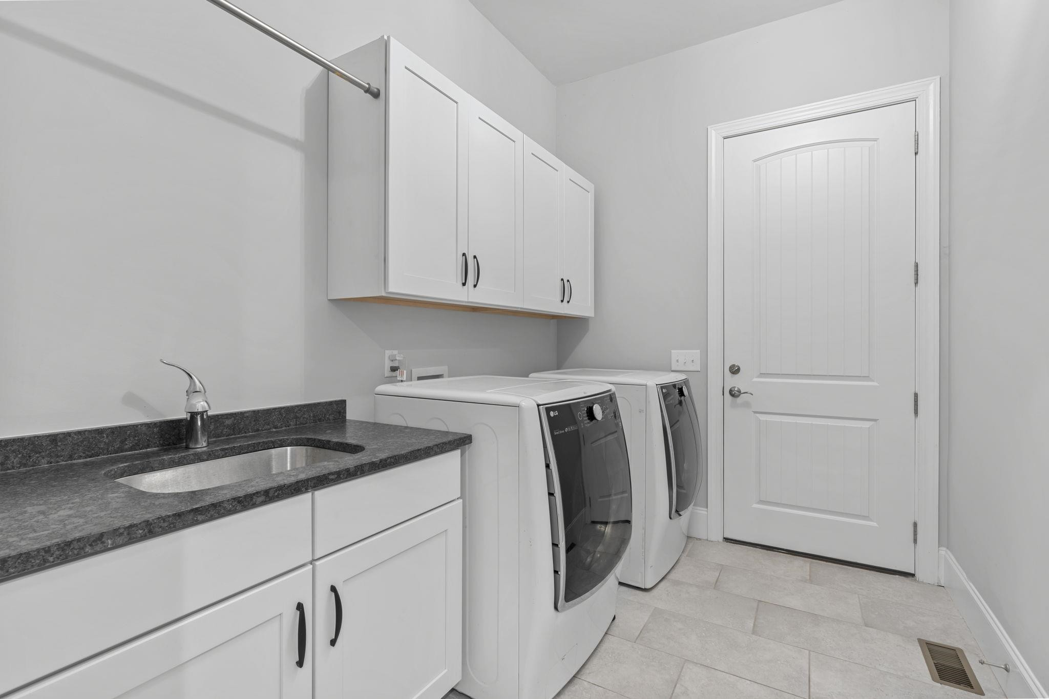 6500 Ravensby Court