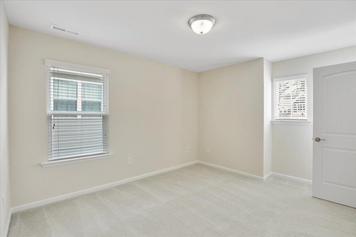 813 Cozy Oak Avenue
