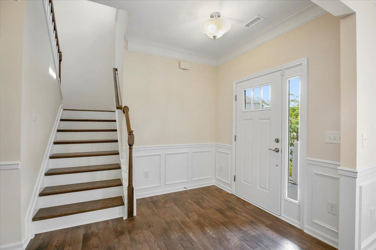 813 Cozy Oak Avenue