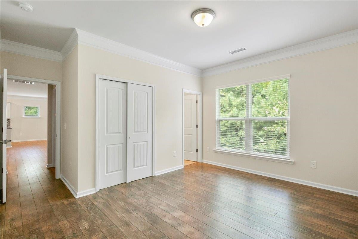 813 Cozy Oak Avenue