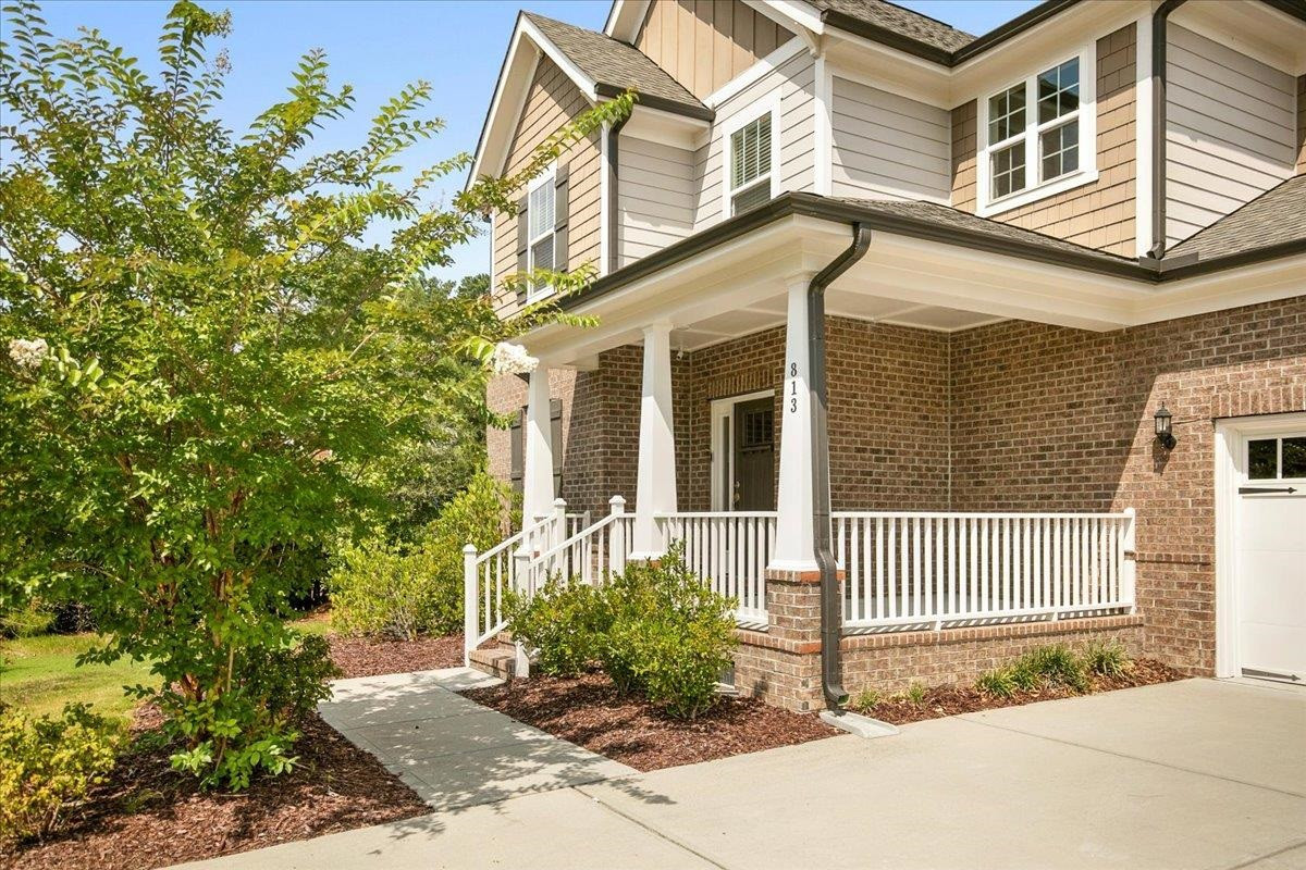813 Cozy Oak Avenue