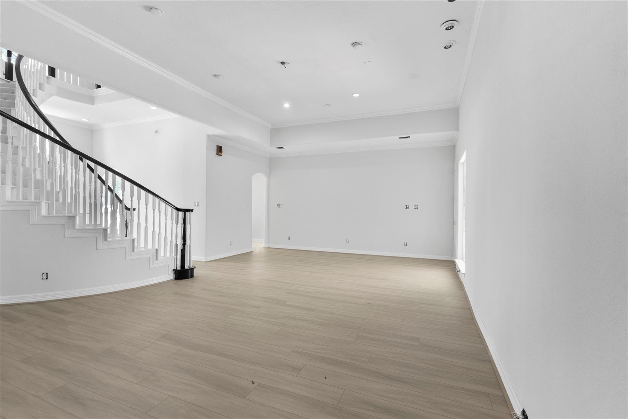13918 Sunset View Drive