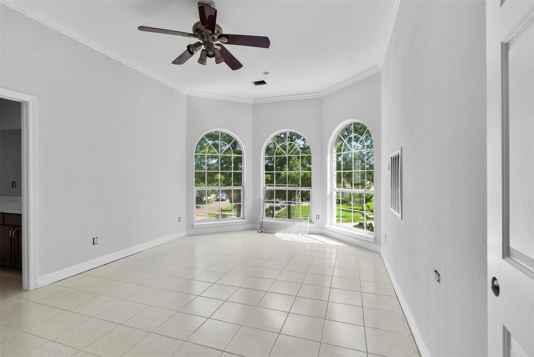 13918 Sunset View Drive
