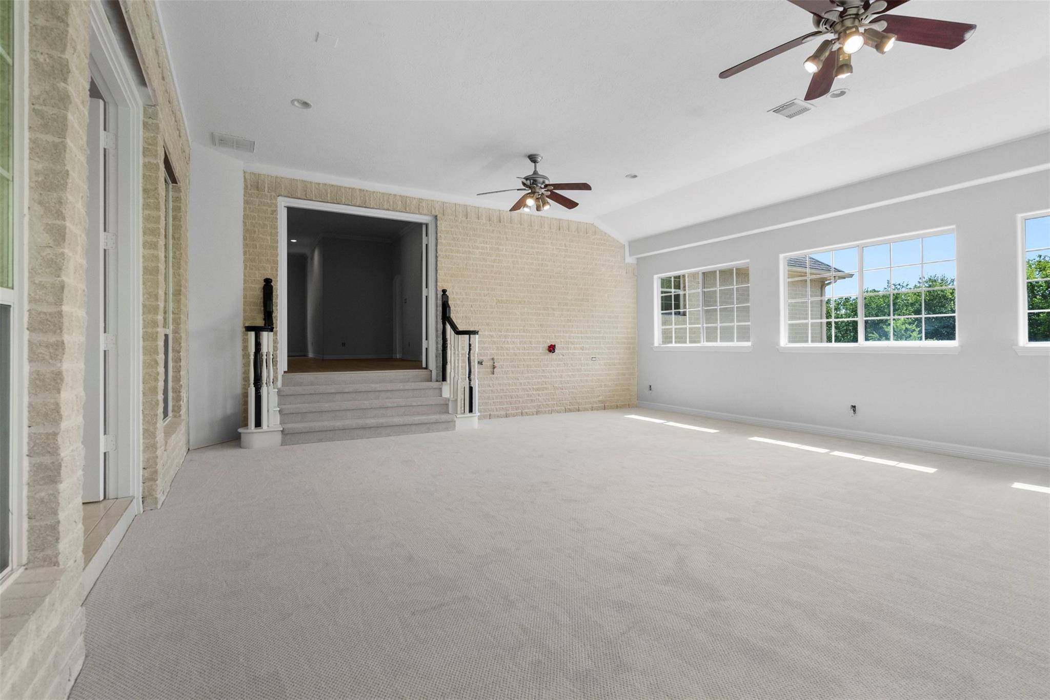 13918 Sunset View Drive