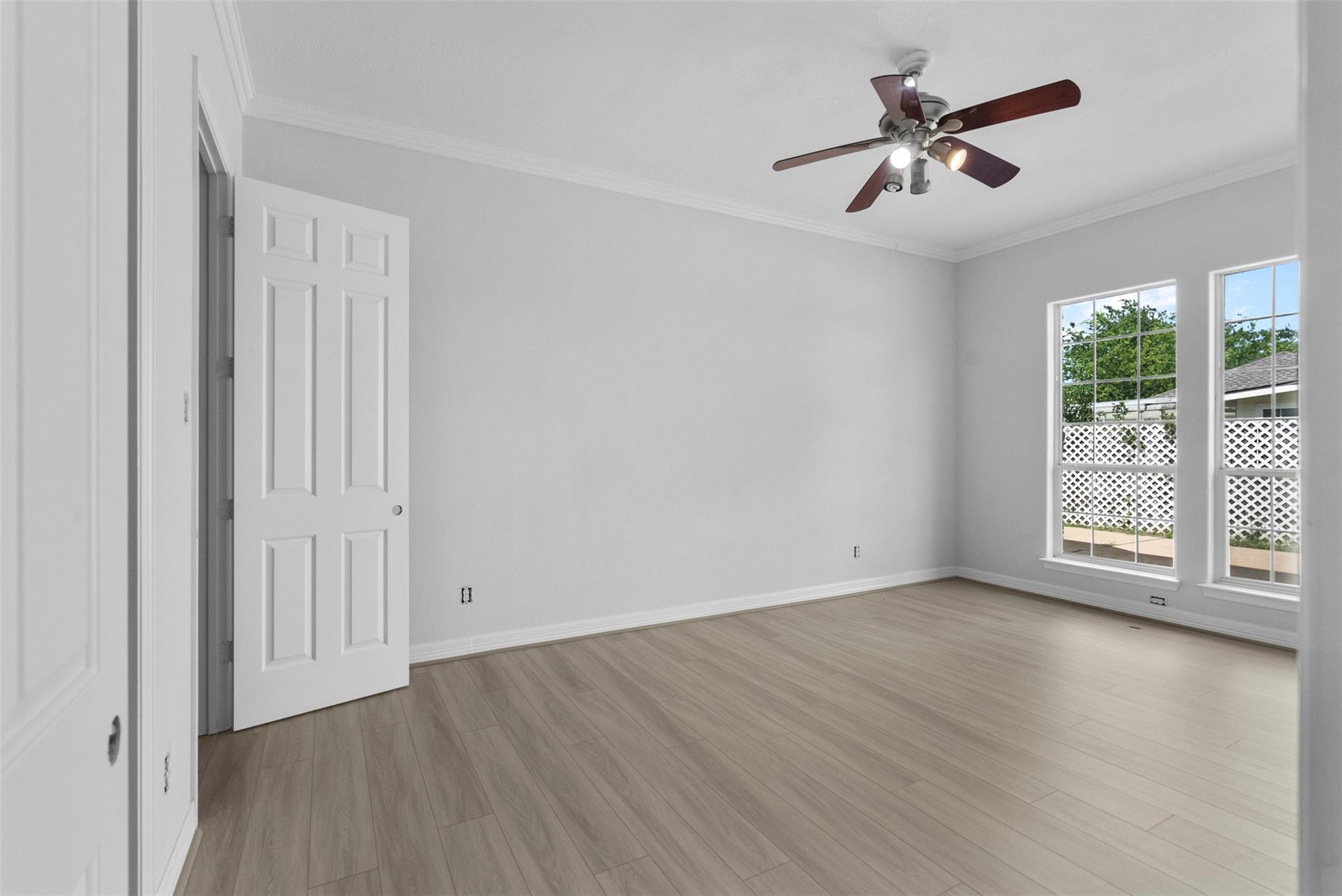 13918 Sunset View Drive