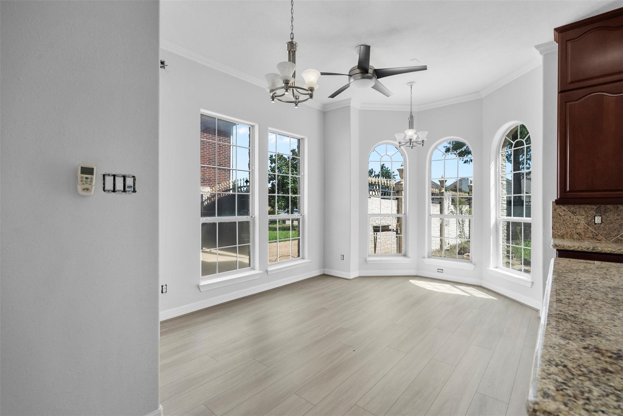 13918 Sunset View Drive
