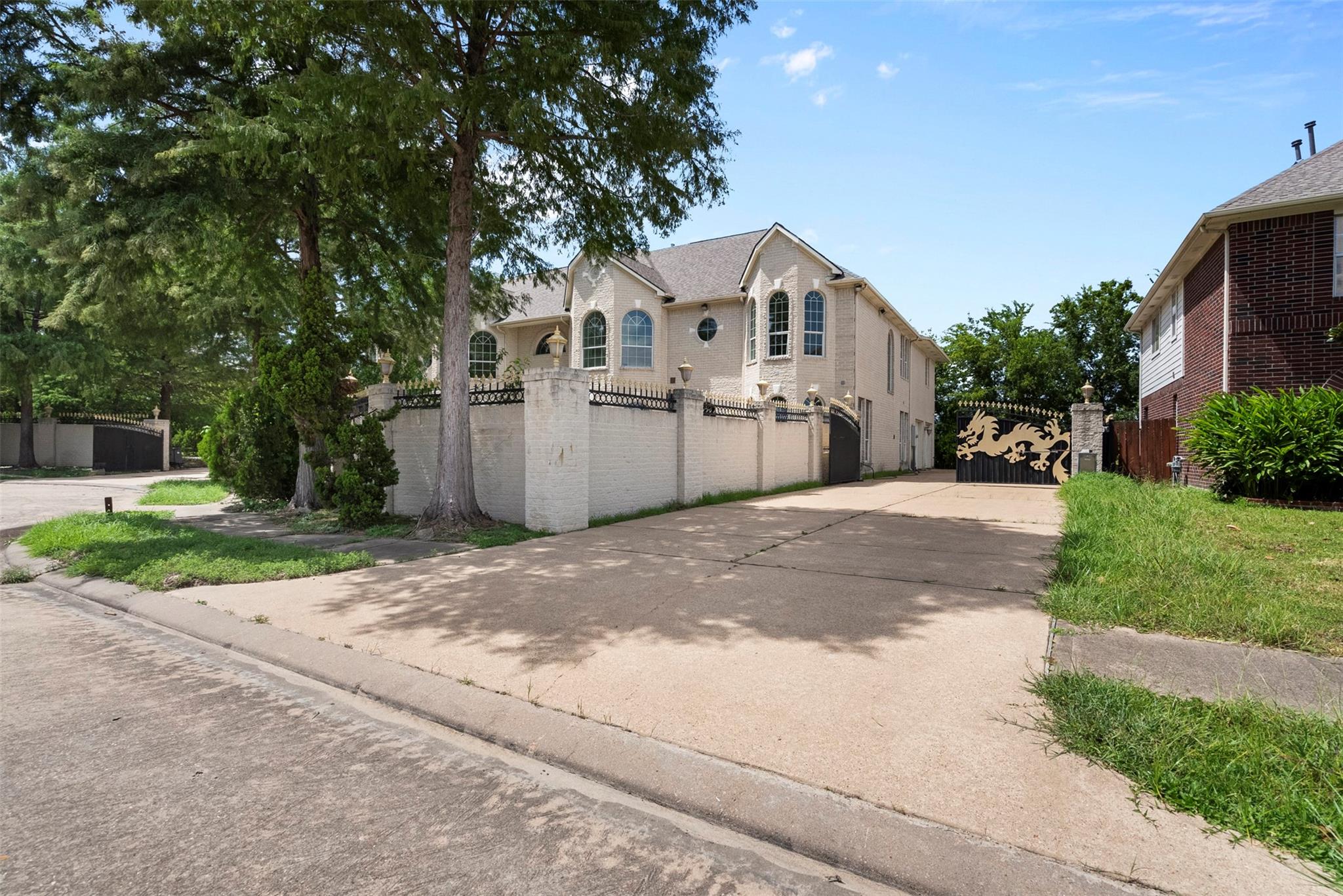 13918 Sunset View Drive